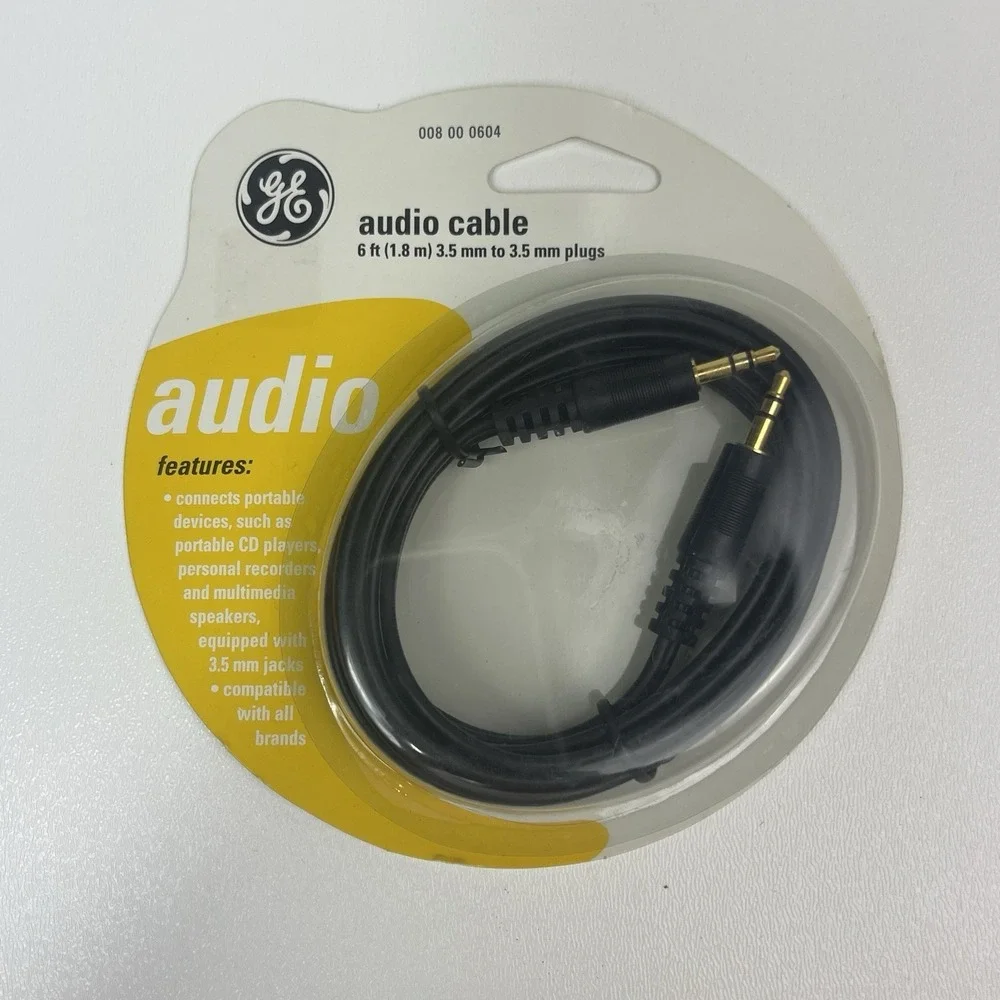 GE Audio Cable 6ft 3.5 mm Jacks Universal Push On Connectors